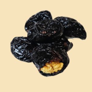 Prune umplute cu nuci